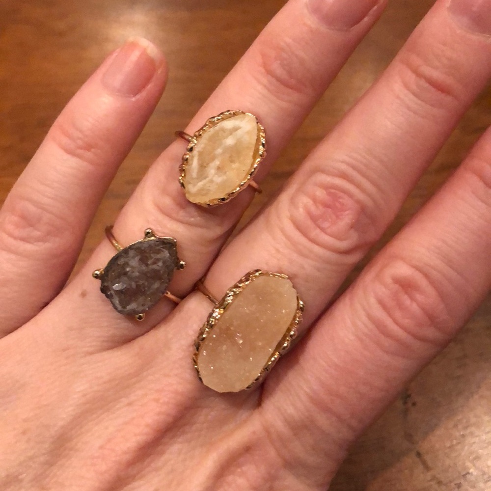 Set of stone rings